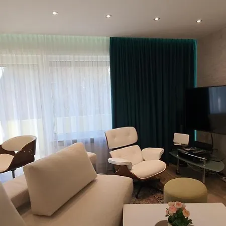 Und Ferienwohnung, Wohnen Auf Zeit, Callenberger Strasse, كوبورغ